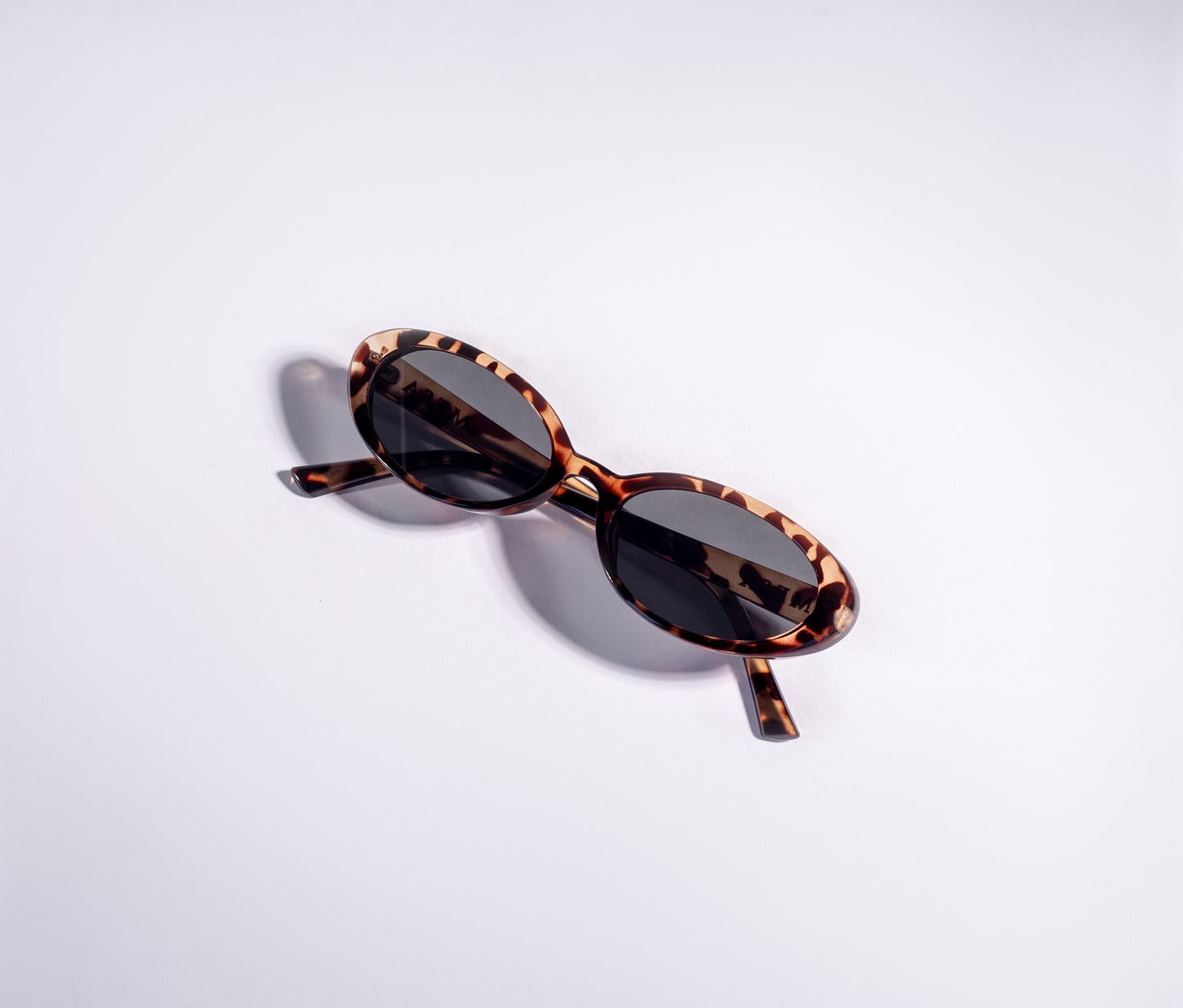Vogue Oval Shades