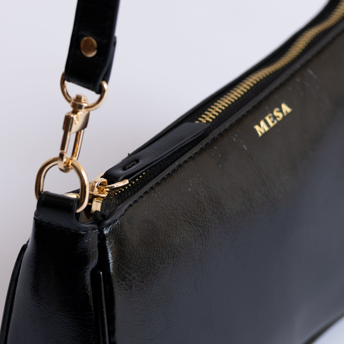 Dione Underarm Bag