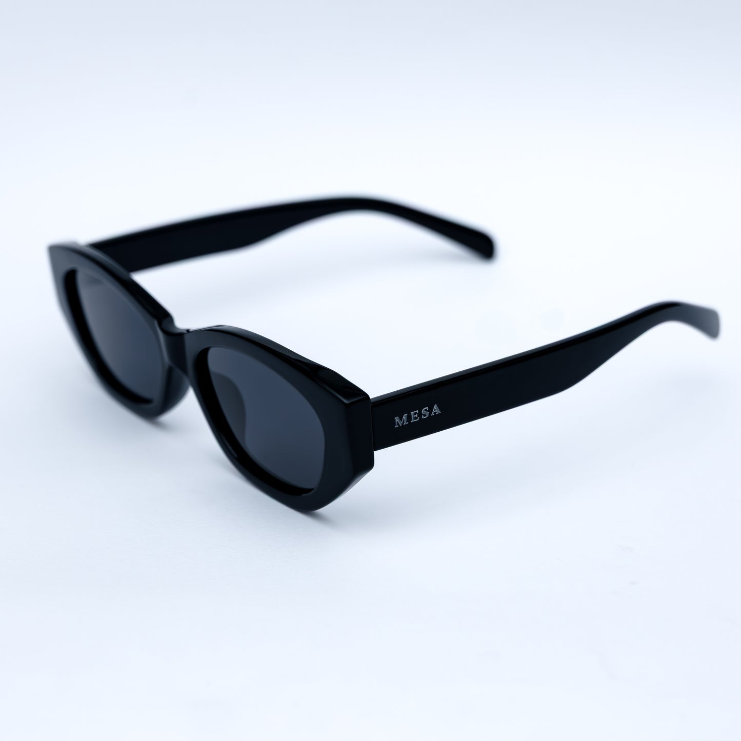 Onyx Shades